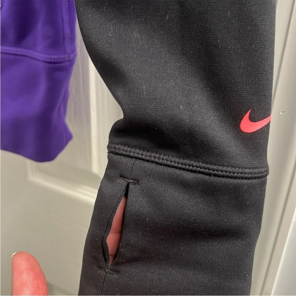 Nike therma fit hoodie warm sweatshirt purple/hot pink/black - Picture 2 of 6